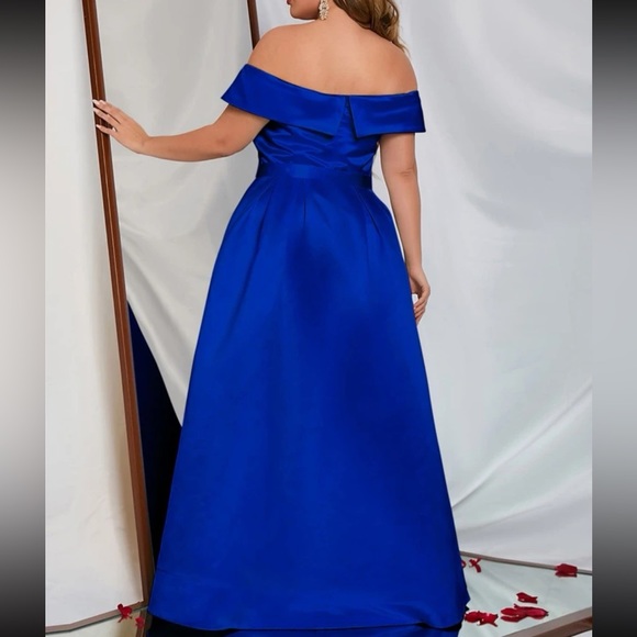 Plus size blue off shoulder party formal evening maxi dress - Picture 3 of 7